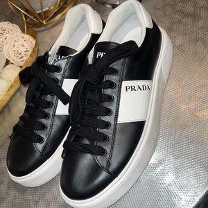 Prada sneakers 44 “11.5”